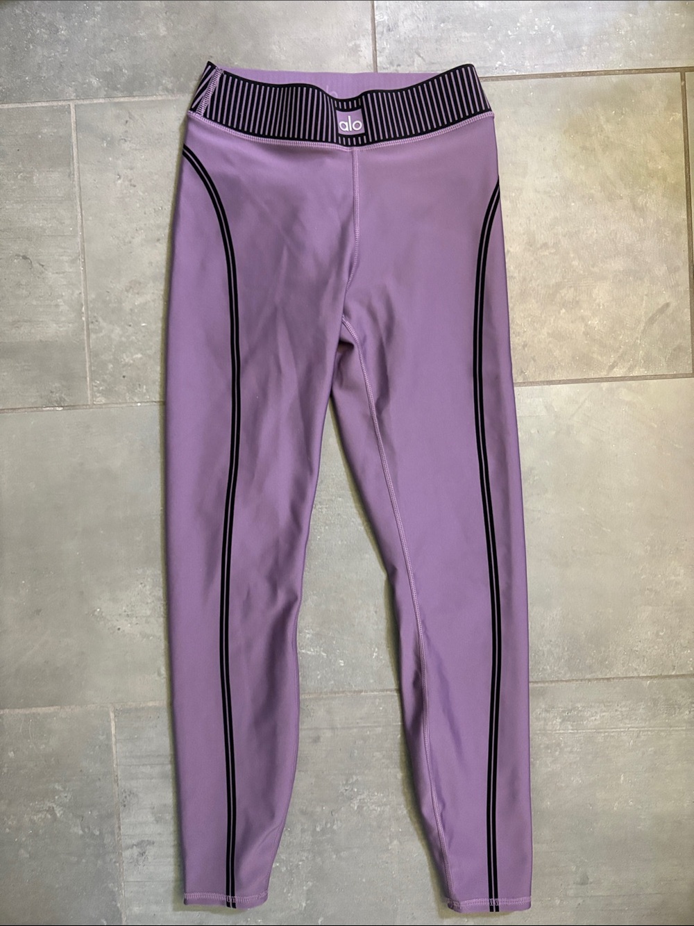 ALO Yoga Lavender Leggings with Black Piping and Striped Waistband